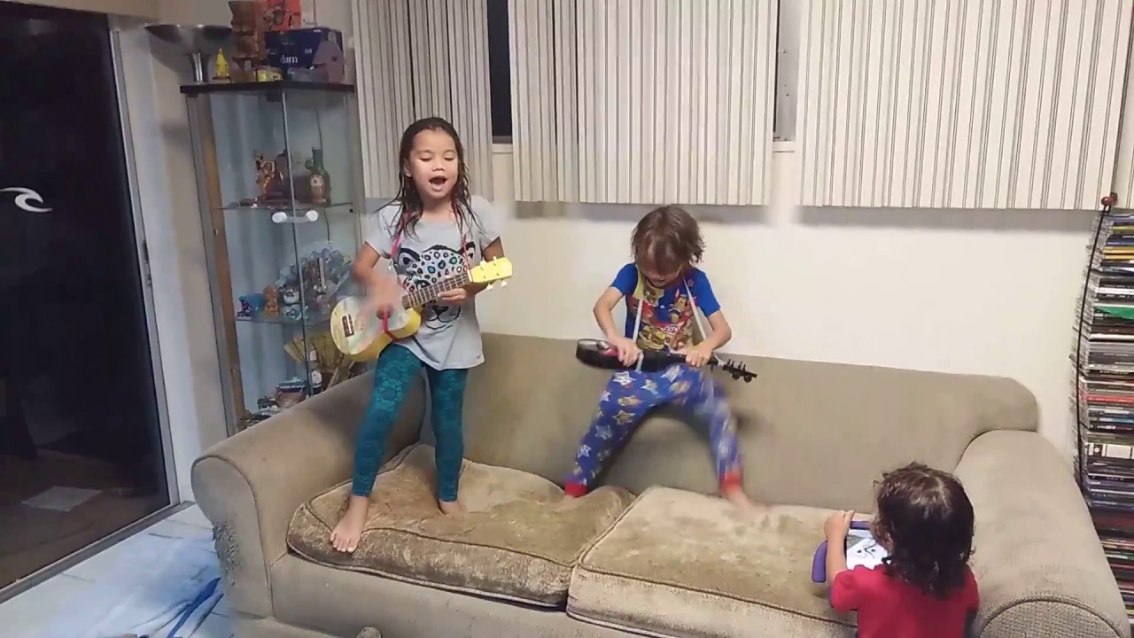 Living Room Rock Band - YouTube