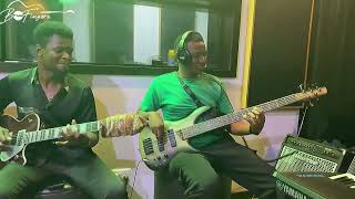 What this Guitarist and Bassist did to this African Praise medley will shock you. WAHT???😳🔥