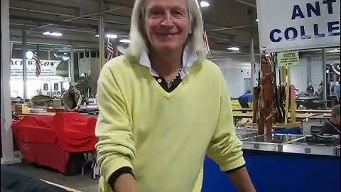 How to sharpen a Woodcarving  knife with James Barry Sharpening solutions using Titman Edge diamond.