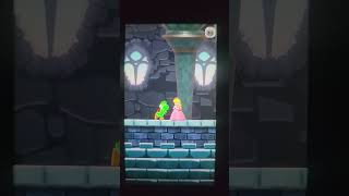 Super Mario Run - Yoshi Gets A Kiss