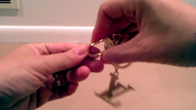 Louis Vuitton facettes bag charm & key holder – My Girlfriend's