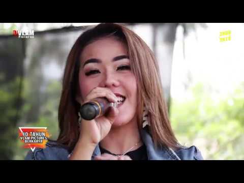 DEVI ALDIVA - BOSO MOTO - ONE DEKADE VLAM PICTURES WITH ROMANSA JAMBU TIMUR