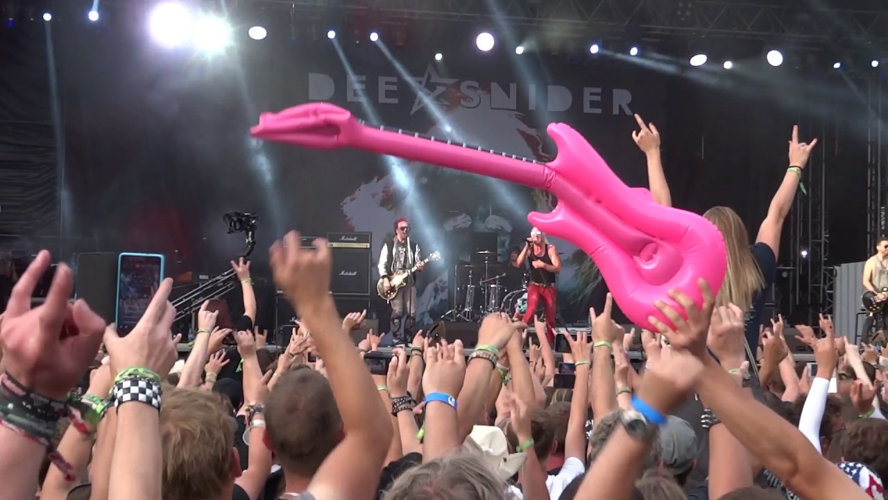 Dee Snider - We're Not Gonna Take It - Live at the Masters of Rock 2017