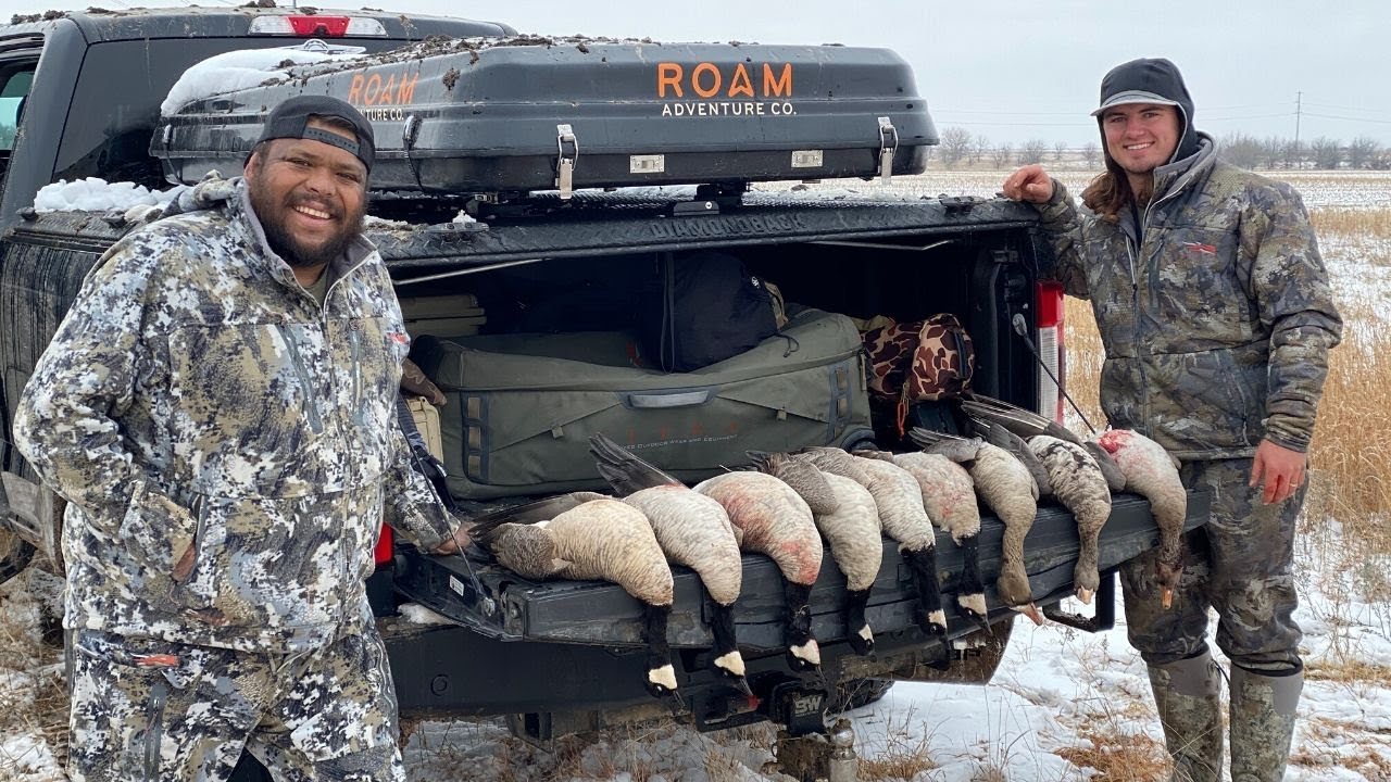 Kansas Goose Hunt FT. CRISPY! (How To Clean a Goose) YouTube