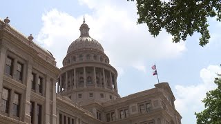 Texas THC Controversy: Abbott And Patrick Clash Over Hemp Products