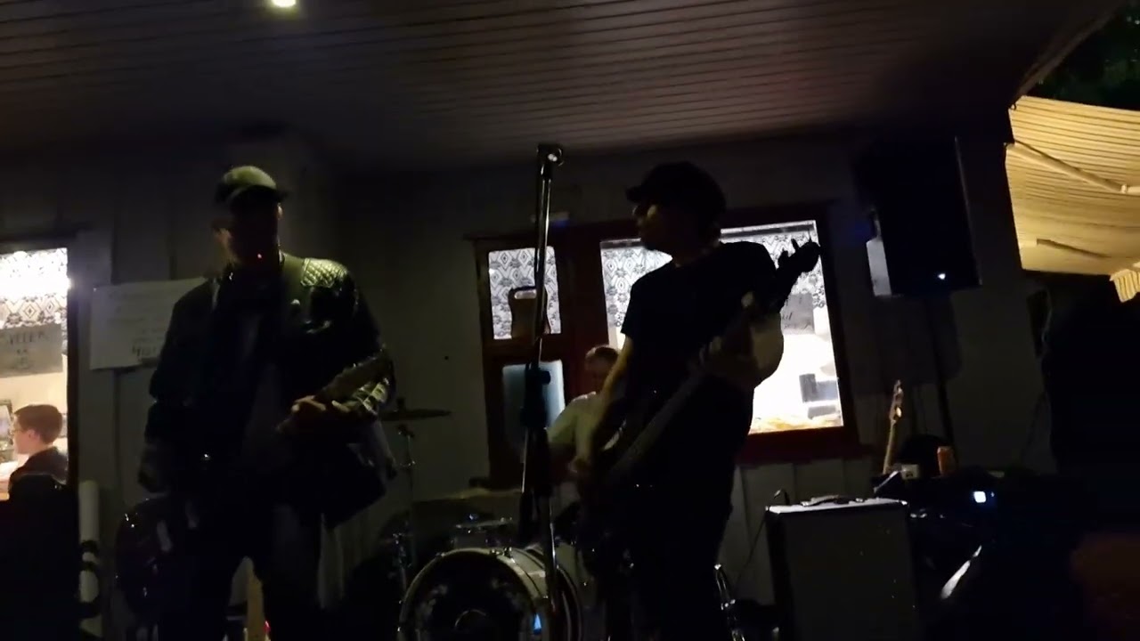 Tom & The Fortunates