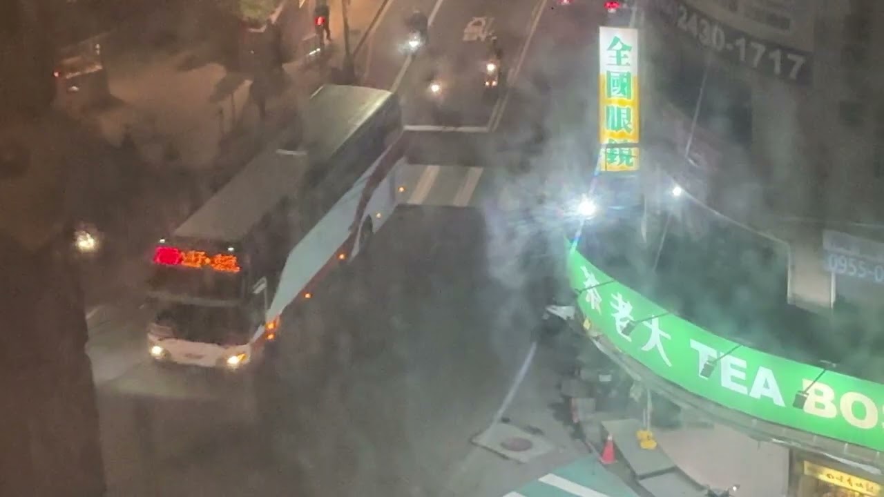 大都會客運租用2088往市府KKA-2732