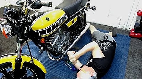 HOW TO SET IGNITION TIMING RD400 YAMAHA AND SIMILAR MOTORCYCLES.