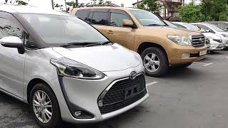 : Toyota Sienta