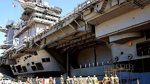 STUNNING OCCASION As Supercarrier USS Theodore ROO...