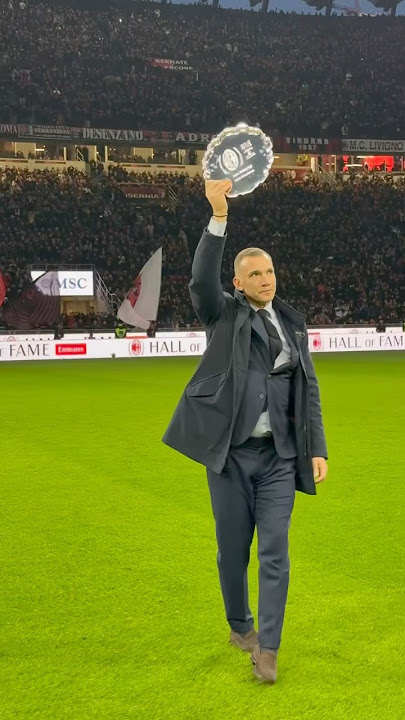 Sheva receives his HOF award 😍 | #shorts