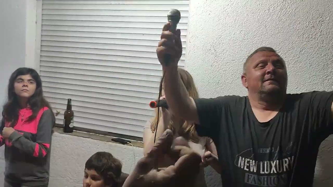 praznicno raspolozenie za veligden 4k