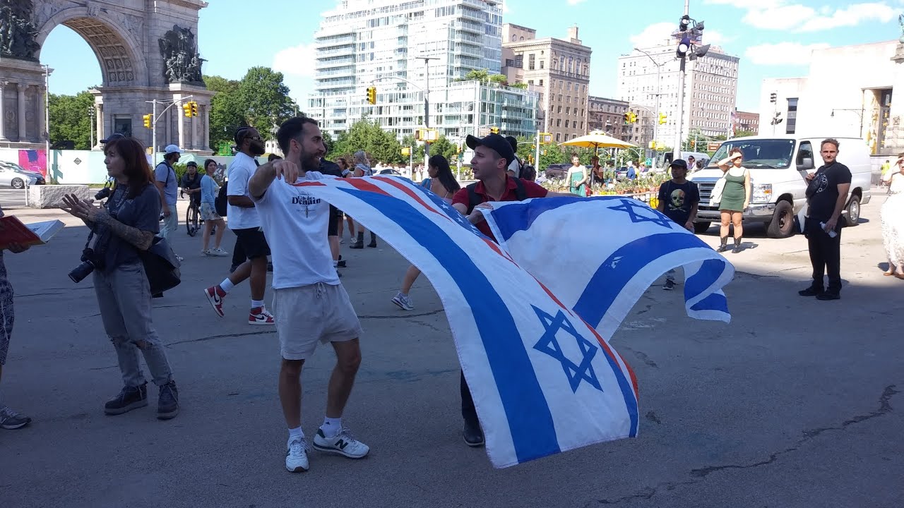 Fighting Anti Israel Sentiment In Brooklyn Near Chuck Schumer Office Fighting anti israel sentiment in brooklyn near chuck schumer office