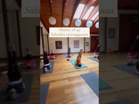 Salamba sarvangasana ¿cuánto