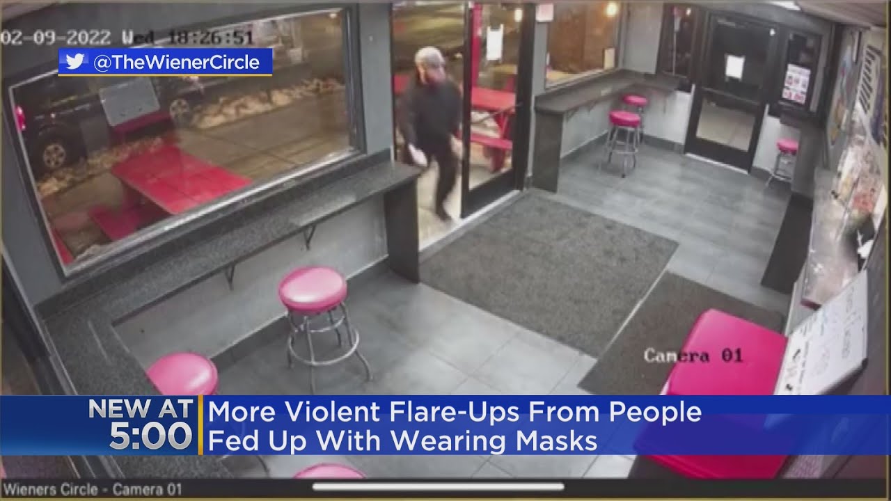 Tempers Flare At Chicago Restaurants As Customers Told To Wear Masks, Show Vax Card