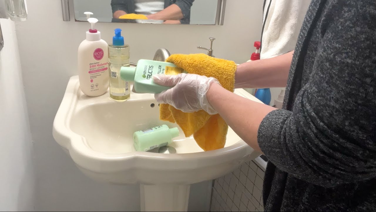 ASMR - Bathroom Cleaning - No Talking
