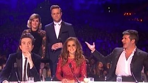 Caroline Flack The X Factor live Final Technical Fault viewers 'Embarrassing' Incidents