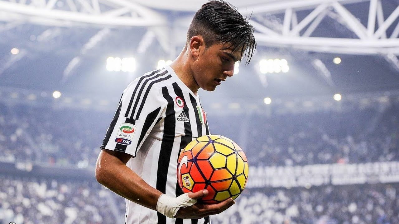 Paulo Dybala midnight city M83!! - YouTube
