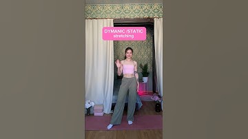 Difference between dynamic & static stretching 🌸🧘🏻‍♀️🩷 do it right! #homeworkout #stretching