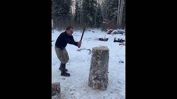 Splitting a monster log! #shorts #firewood #fiskars #challenge
