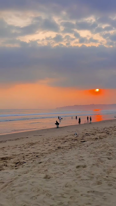 pesona pantai ci antir Sawarna #pantaiviral #sawarna #sunsetview #tante #jilbabgemoy