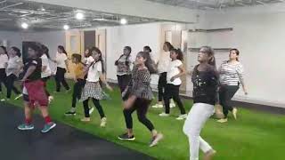Nashe si chadh gai/Ranveer singh/vaani kapoor/Befikre/arijit singh/Roub zumba and Dance fitness