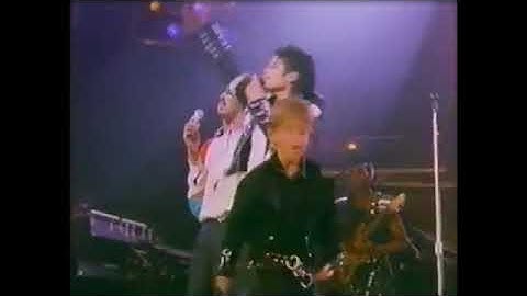 Michael Jackson and Stevie Wonder - Bad - Bad World Tour 1987 Brisbane (RARE)