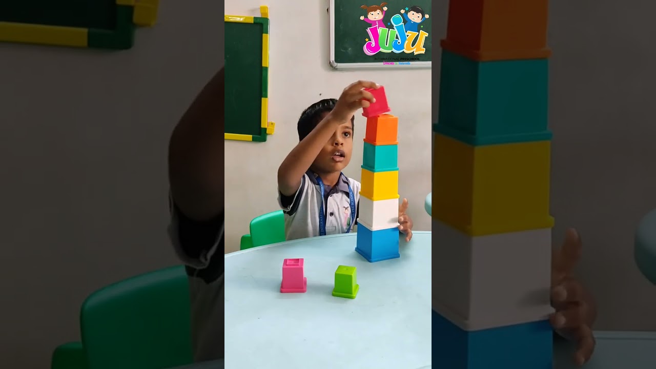 Stacking cubes - Montessori activity