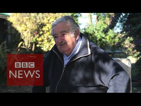 Video: Aylín Mujica, Miksi Palasi Televisaan?
