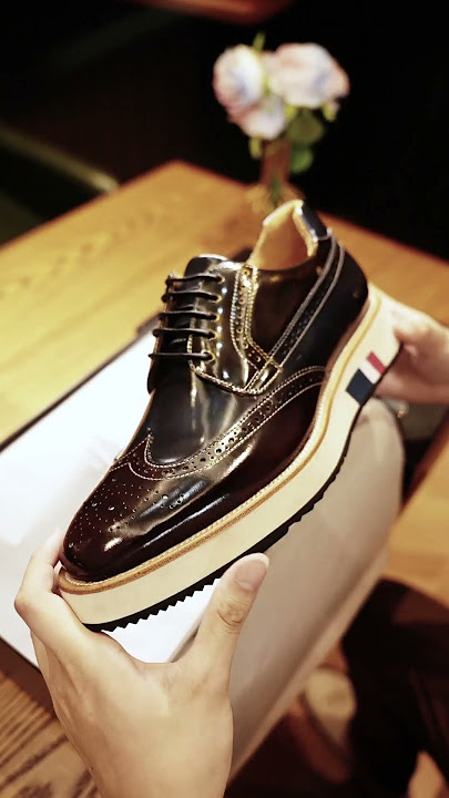 Black&Brown Brogues with Striped Sole #handcraftedshoes #mensfashion #brogueshoes #handcraftedshoes