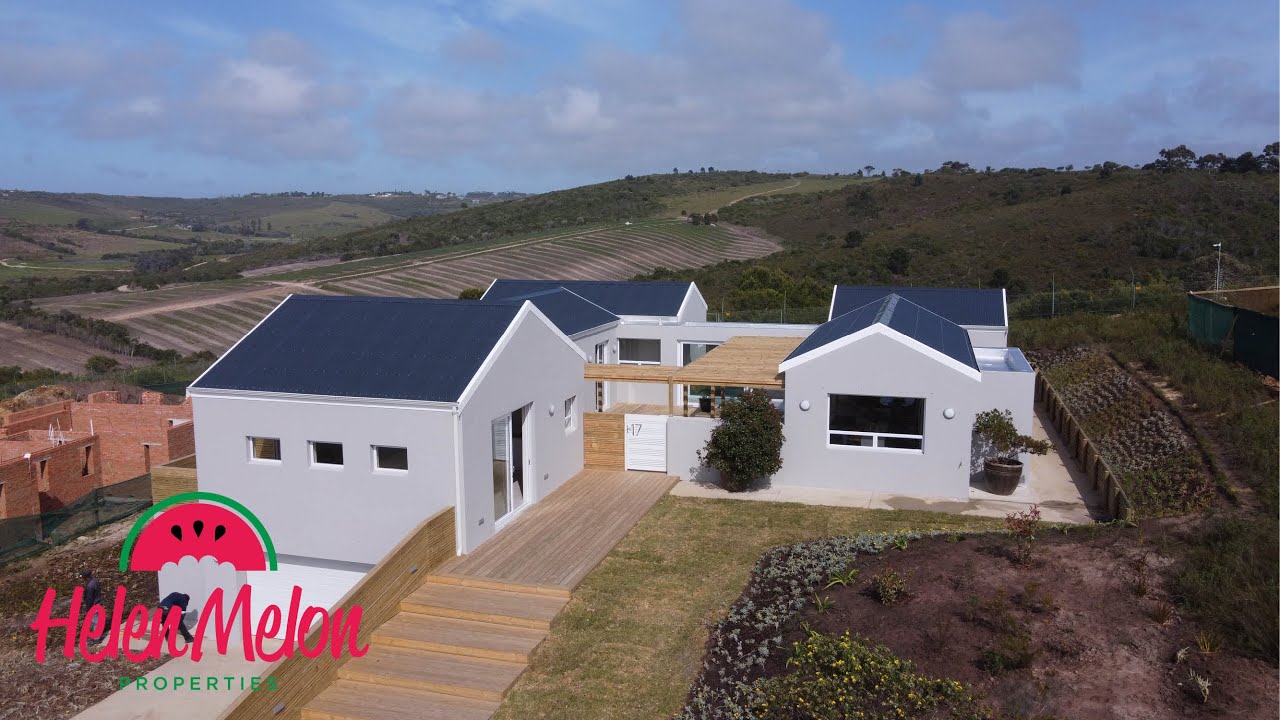 4 Bedroom House For Sale in Brackenridge Estate YouTube