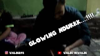 Status wa,,kata kata mutiara wk,,,, 'wajahmu glowing ndukkkkk'