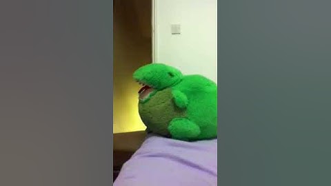 The scream scene in the death of the Dinosaur