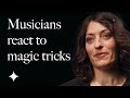 Capture de la vidéo Musicians React To Magic Tricks | Tafelmusik