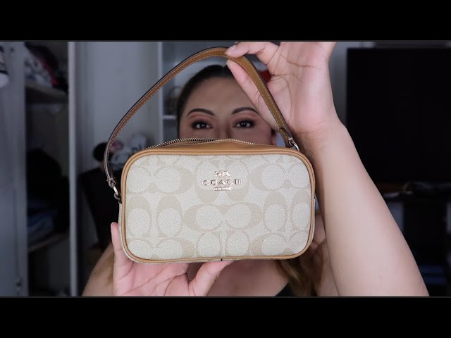 COACH Jamie Wristlet vs COACH Nolita 19: What fits & Friend Mail 