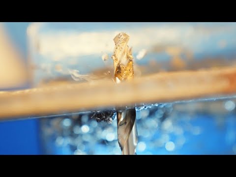 Video: Hvorfor bruke olje når du borer metall?