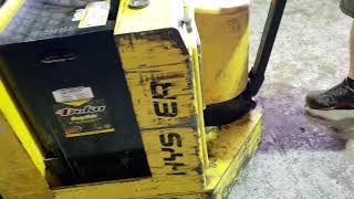 3000 lbs Hyster Electric walkie straddle stacker lift truck model W30XTR