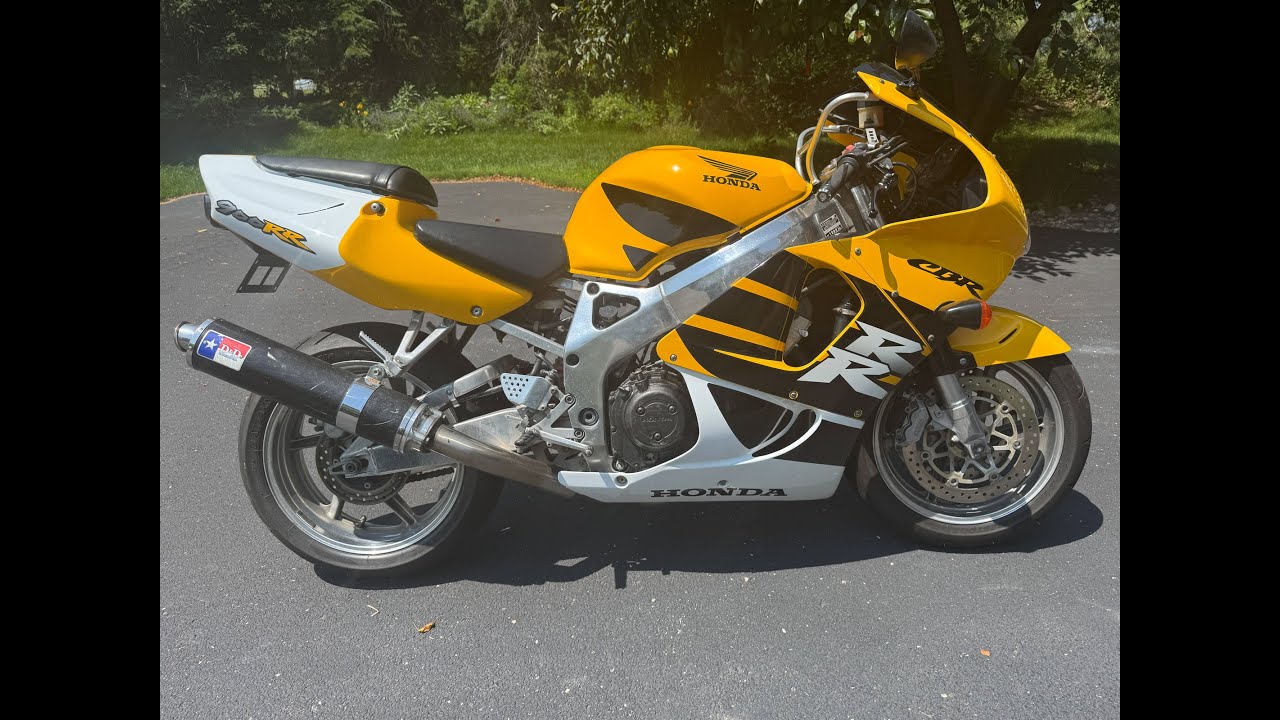 1999 Honda CBR900RR – Iconic Motorbike Auctions