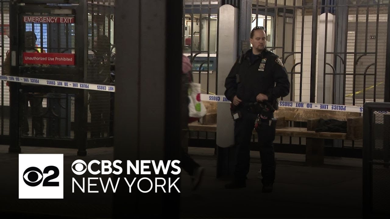 No arrests after man is stabbed, bitten on NYC subway - YouTube