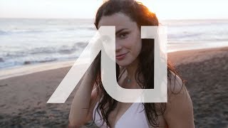 De Gauss - Chasing the Sun