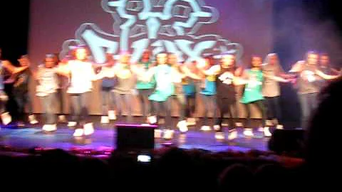 D-Lux Julukontsert 2011 - Alisa Girlie hip hop Show