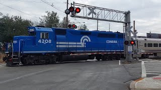 CONRAIL Heritage Unit! Main Street level crossing, Hackensack, N