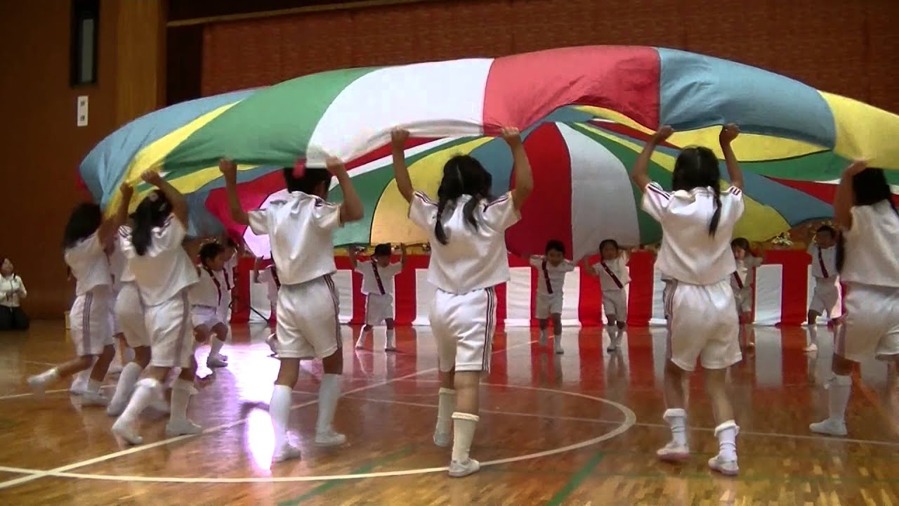 バルーン演技（江戸崎みどり幼稚園）☆稲敷市文化祭２０１５