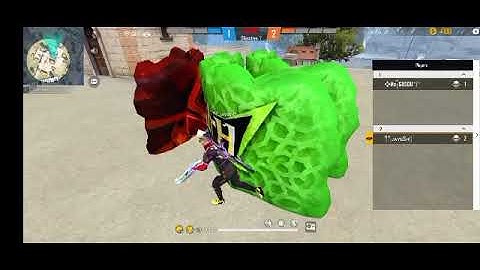 Playing custom with my noob friend. 1vs1