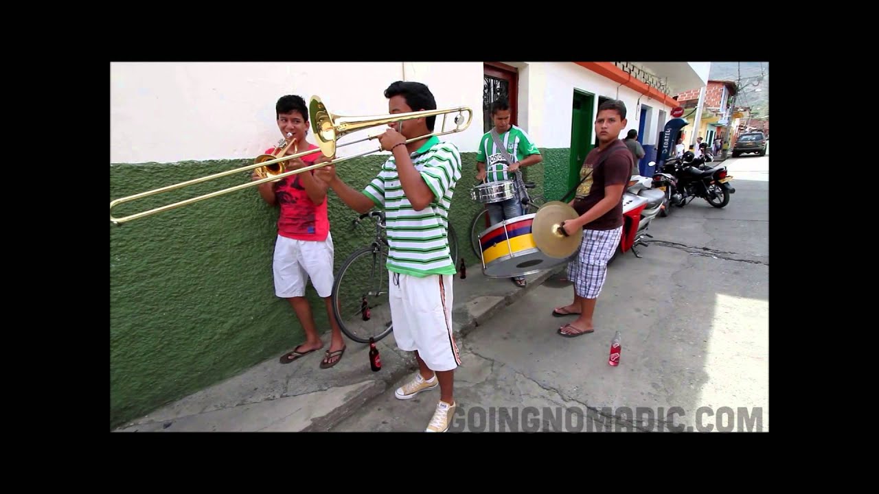 Street Music in Santa Fe, Colombia