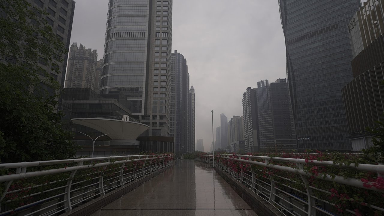 [4K]Walking in the rain, Huacheng Square, Guangzhou, China.