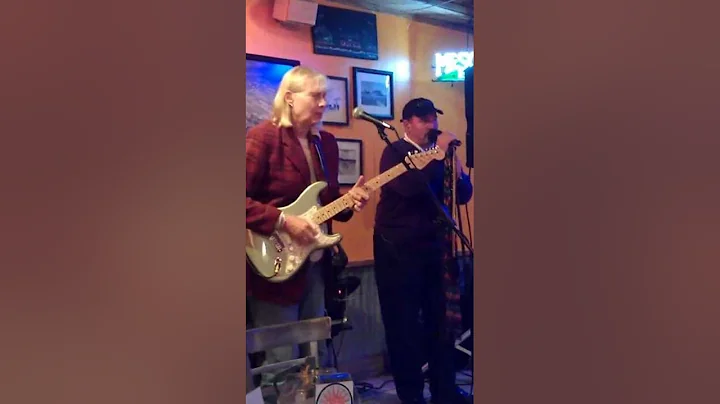 Annie Allman & Duane Damiani perform at Third Thur...