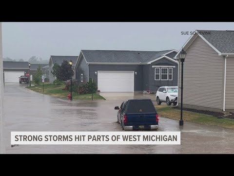 Strong storms hit parts of West Michigan - YouTube