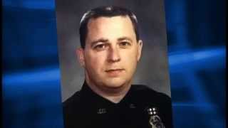 Hundreds pay their respects to Officer David Smith