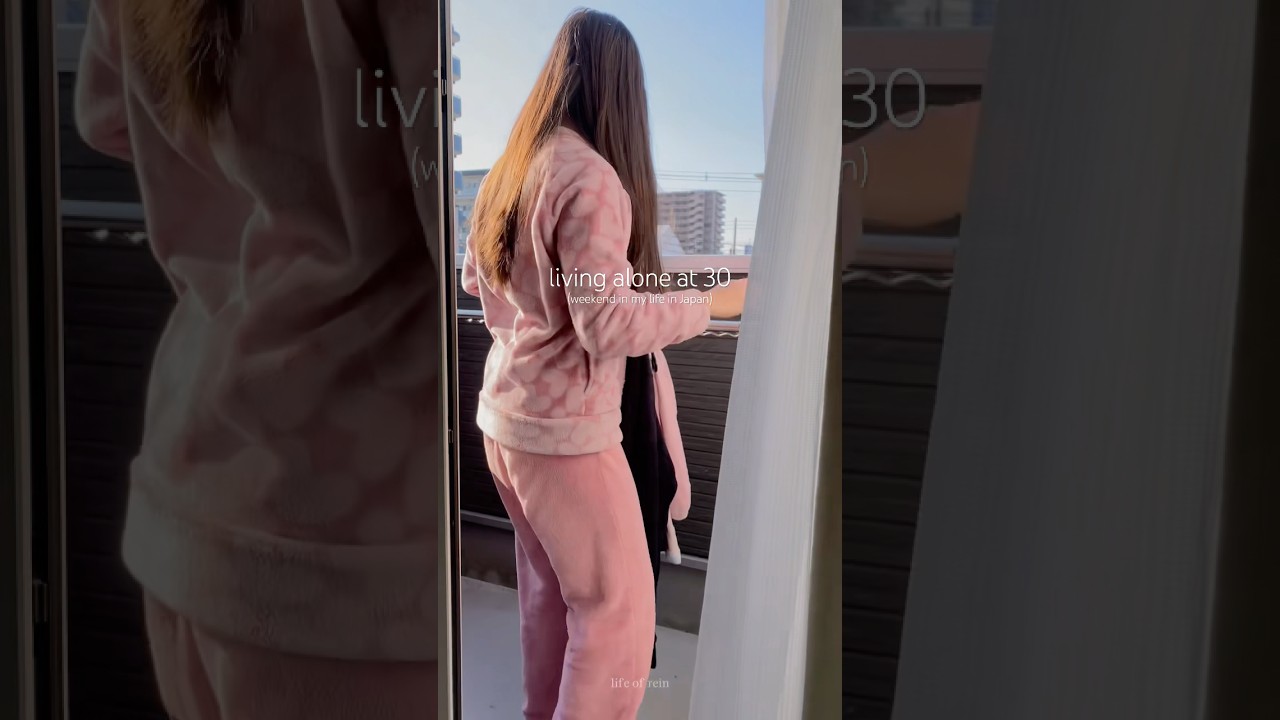 living alone in Japan | weekend cleaning in my Japanese apartment 